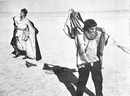 —তারপর ‘হুণ্ডী’। জয়সলমীর থেকে কিছু দূরে এক নাম-না-জানা জায়গা।