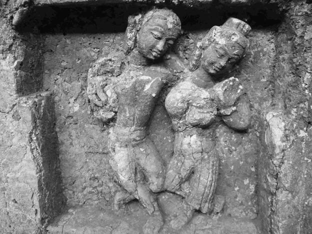 প্রাচীরগাত্রে স্টাকোর মূর্তি